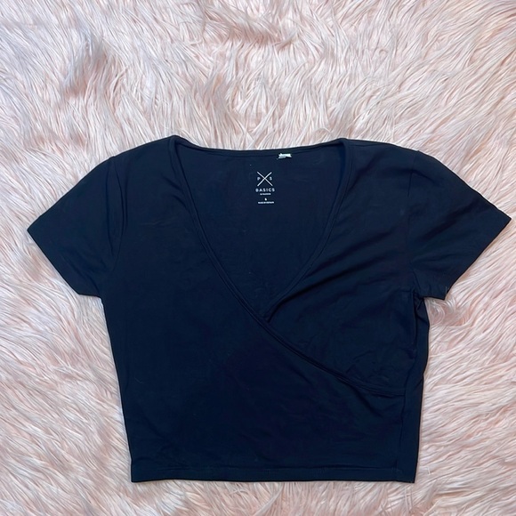 PacSun Basics Black‎ Low Cut V Neck Crossover Crop Top Woman’s Size Small - Picture 1 of 5
